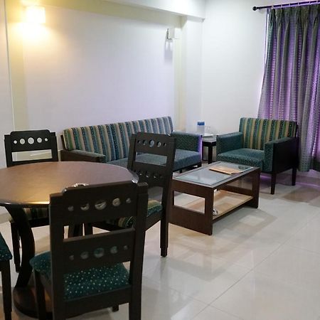 Le Royale Hotel Dadra Exterior photo